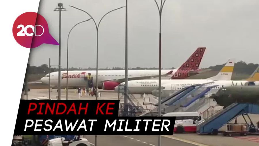 WNI dari Wuhan Tiba di Batam, Lanjut Terbang ke Natuna