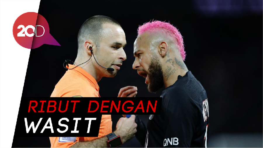 Duh.. Neymar Pamer Skill Berujung Kartu Kuning