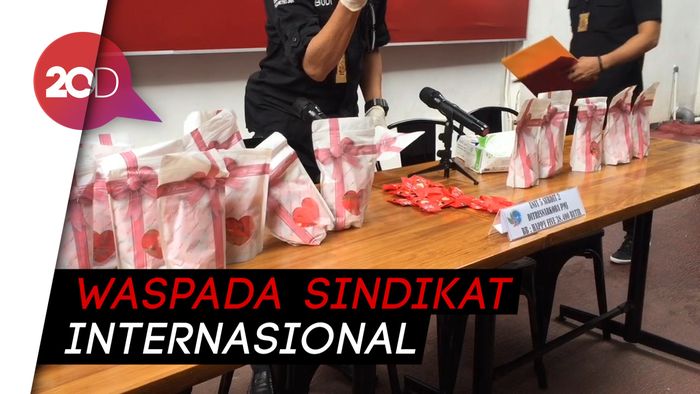 Berkedok Permen London, 38.400 Pil Happy Five Digagalkan Polisi
