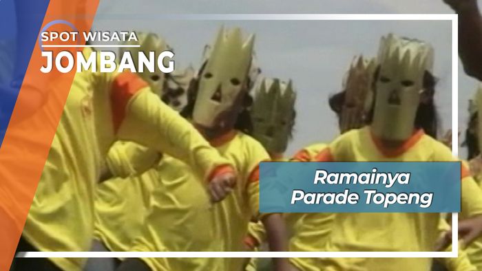 Parade Topeng di Jombang 