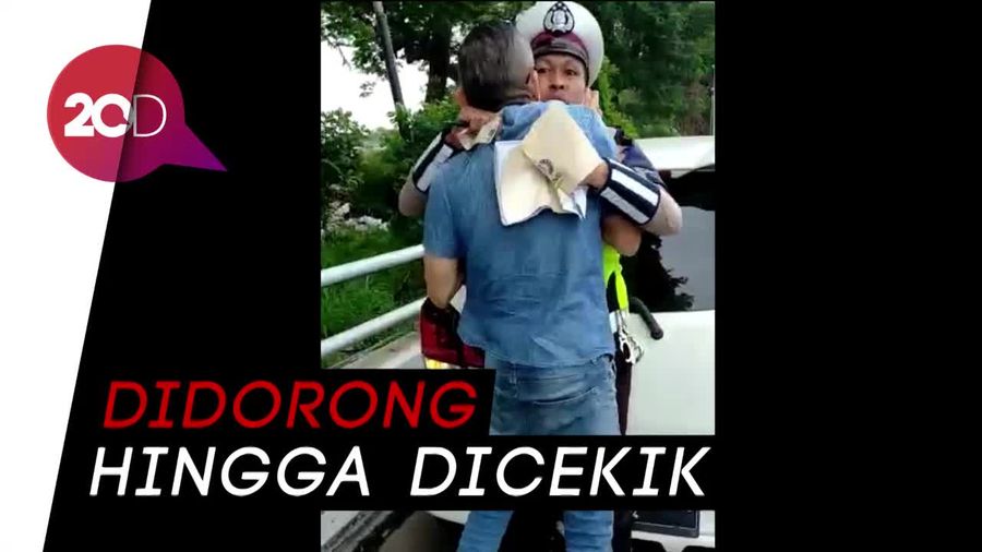Pemobil Tantang Duel Hingga Cekik Polisi di Tol Angke