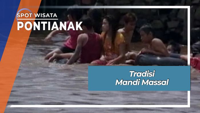 Tradisi Mandi Massal Tuan U Chiek Di Sungai Kapuas Pontianak