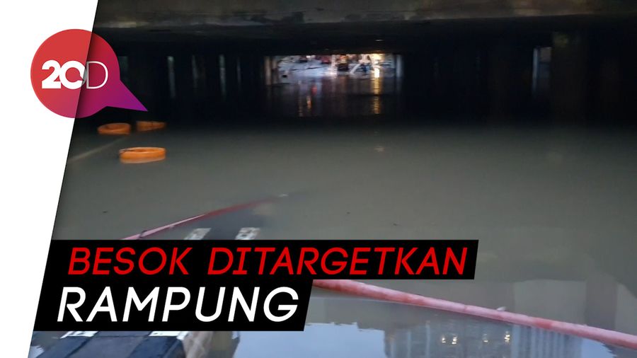 Banjir Underpass Kemayoran Sisa 2 Meter, Petugas Tergetkan Surut Besok