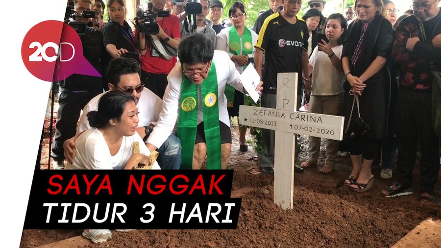 Firasat Buruk Karen Pooroe Sebelum Sang Anak Meninggal