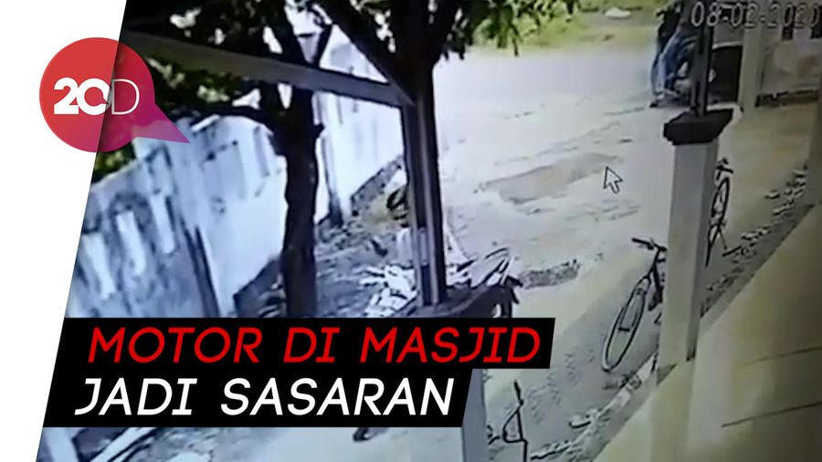 Terekam CCTV! Aksi Pencurian Motor di Bekasi