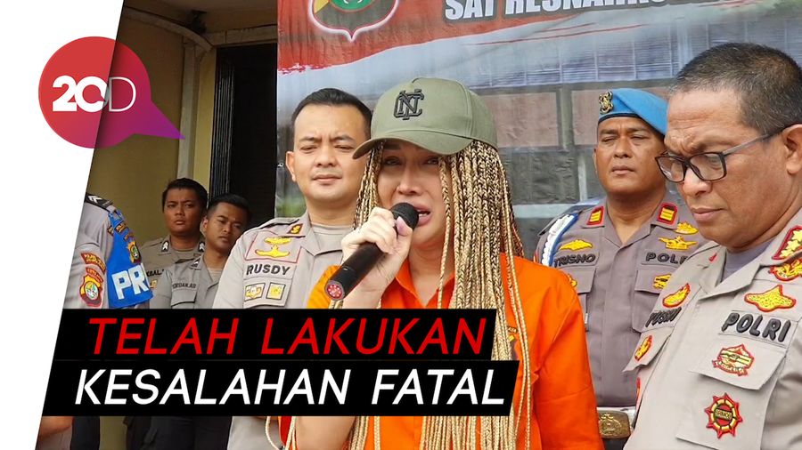 Tangis Lucinta Luna Sesali Perbuatannya