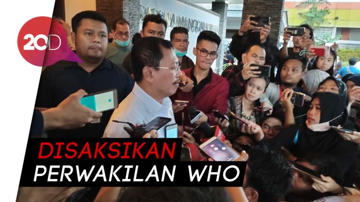 Menkes Terawan Satu Pesawat Jemput WNI yang Diobservasi di Natuna