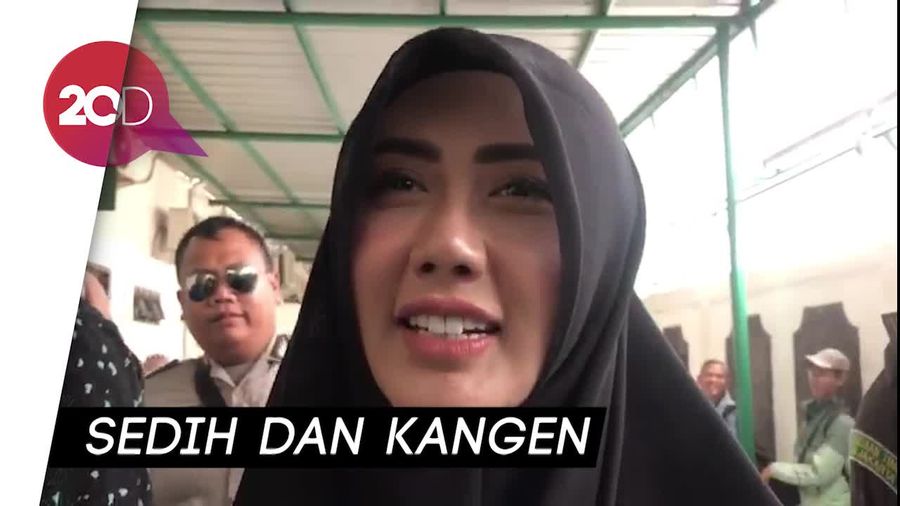 Sang Anak Rewel Ingin Bertemu, Rey Utami Semakin Terbebani