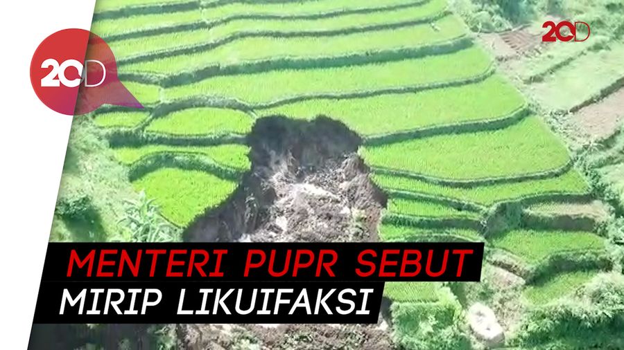 Longsor Terjadi di Tepi Tol Cipularang Km 118