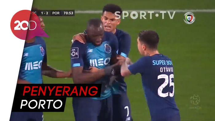 Mirisnya Marega: Cetak Gol, Dilempar Kursi dan Rasisme