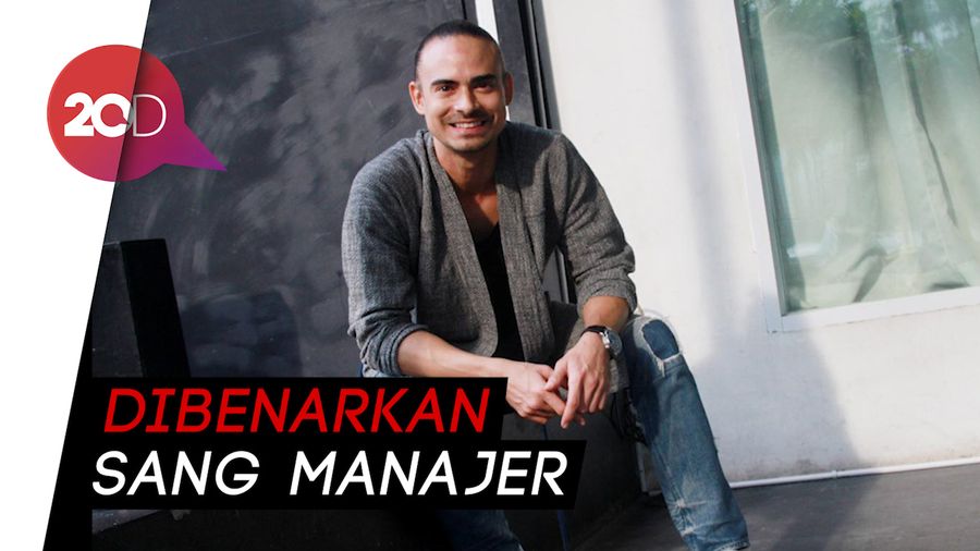 Suami BCL Meninggal Karena Serangan Jantung