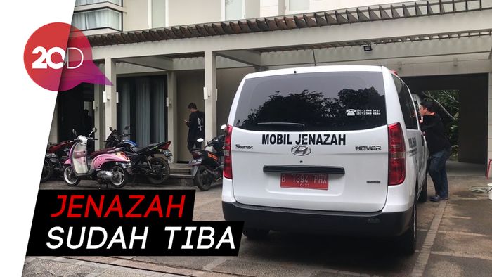 Suasana Rumah Duka Suami BCL, Ashraf Sinclair