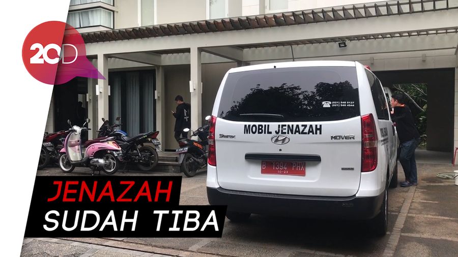 Suasana Rumah Duka Suami BCL, Ashraf Sinclair