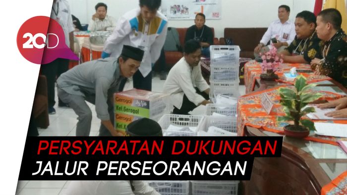 Bacalon Walkot Jalur Independen Serahkan Persyaratan ke KPU Cilegon