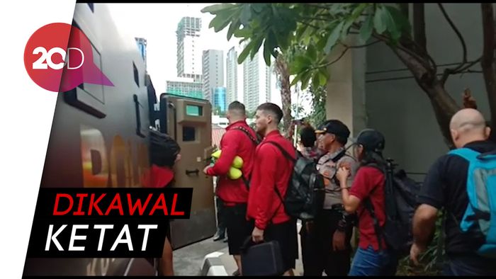 Tim Persija Diangkut Barracuda ke Stadion Delta Sidoarjo
