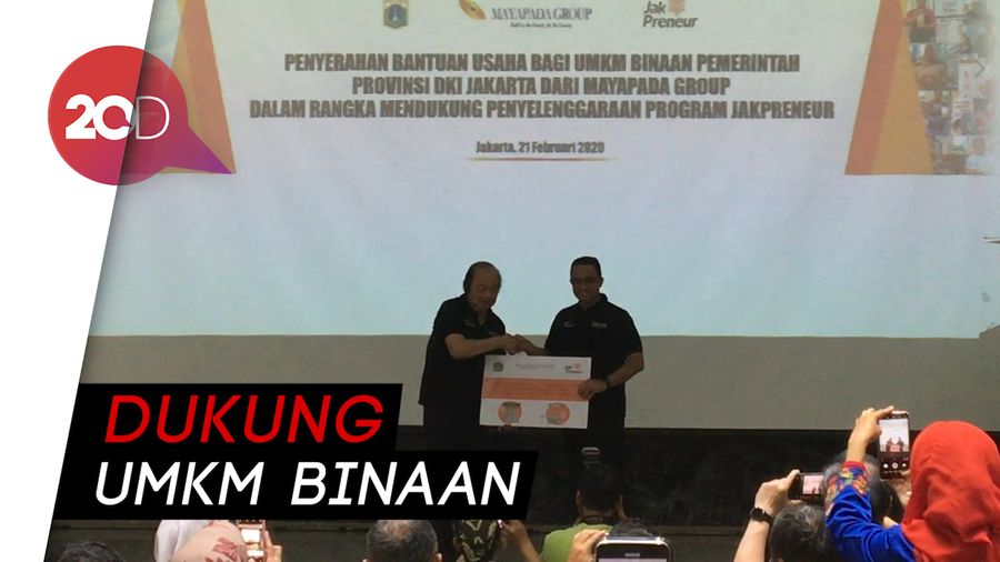  Dato Sri Tahir Sumbang Ratusan Gerobak ke Pemprov DKI