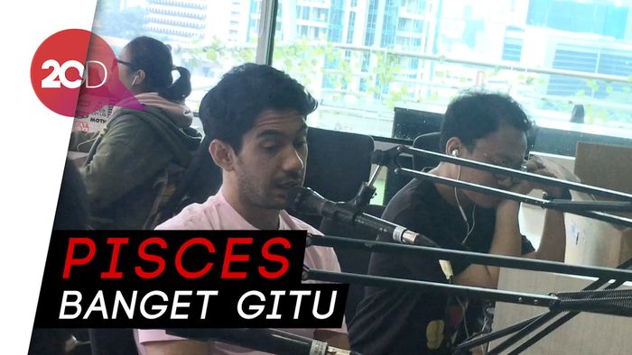 Reza Rahadian Tipe Cowok yang Lama Menjalin PDKT