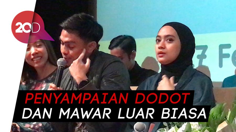 Ditto-Ayudia Geli Lihat Adegan Ranjang di Film Teman Tapi Menikah 2