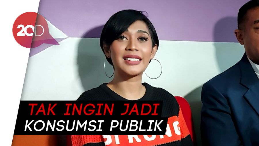 Ada Mimpi soal Anak yang Tak Bisa Diceritakan Karen Pooroe