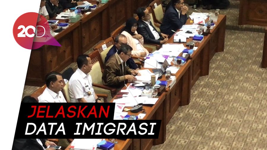 Yasonna Rapat dengan Komisi III DPR, Ditanya Soal Harun Masiku