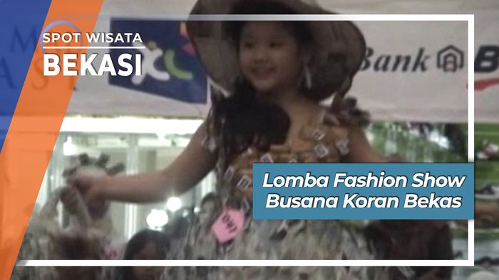 Lomba Fashion Show dengan Busana Koran Bekas, Bekasi