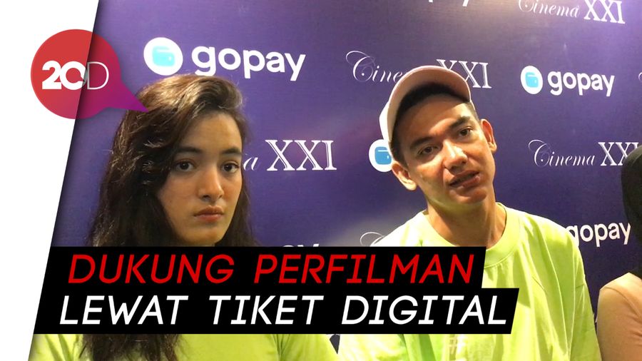 Adipati Dolken dan Mawar De Jongh Biasakan Diri Pakai Dompet Digital