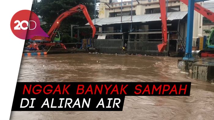 Anies: Pintu Air Manggarai Sempat Siaga 1 Karena Hujan Lokal