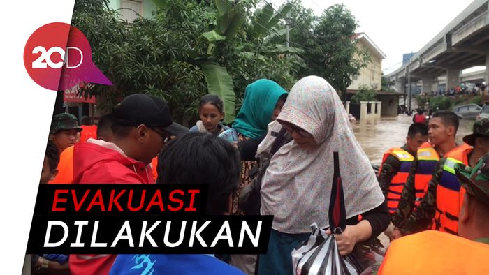 Kali Sunter Meluap, Rumah Warga di Cipinang Melayu Kebanjiran
