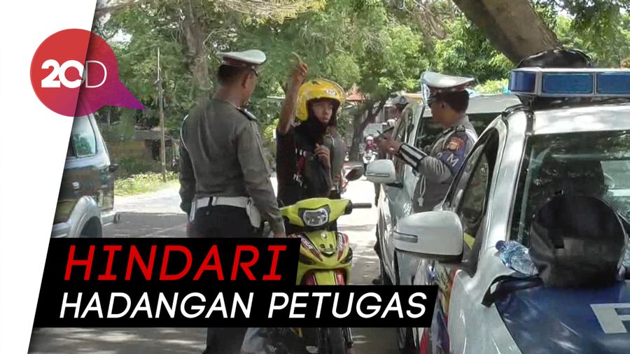 Terjaring Razia, Pelajar Ini Nyaris Seruduk Polisi
