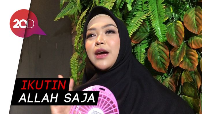 Ajukan Calon Suami, Ria Ricis Belum Kantongi Restu Keluarga