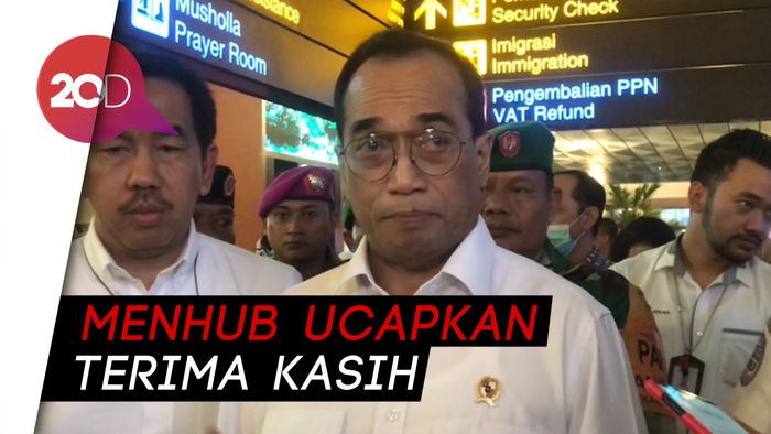 Arab Saudi Batalkan Umroh, Jemaah Diantar Pulang Agen Travel