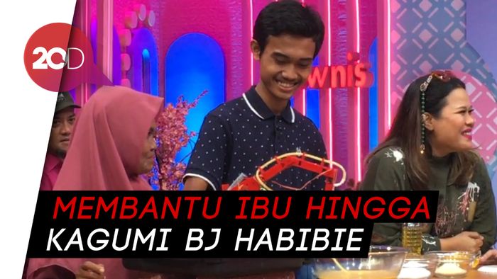 Kisah Remaja 18 Tahun Buat Robot Telur Dadar Mini