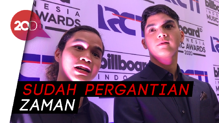 Safeea Ultah, Al Ghazali Beri Kado Barang-barang BTS