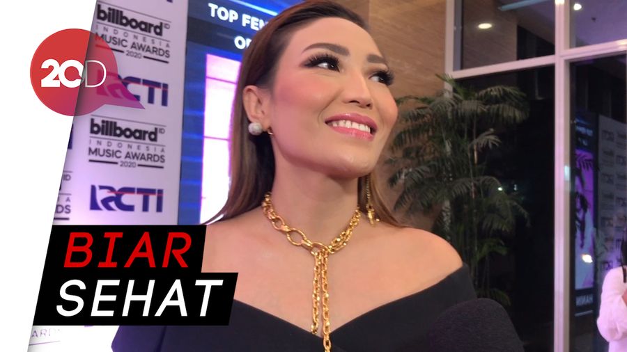Turunkan Berat Badan, Ayu Dewi Ingin Terlihat Seperti Kim Kardashian