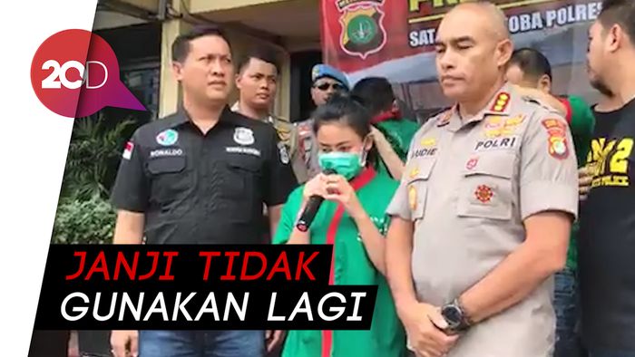 Vitalia Shesya Berkaca-kaca Minta Maaf Telah Pakai Narkoba