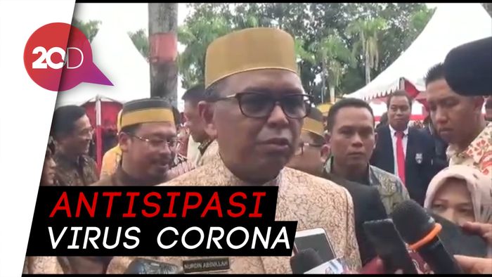 Ribuan Calon Jemaah Umroh Tertunda, Gubernur Minta untuk Bersabar