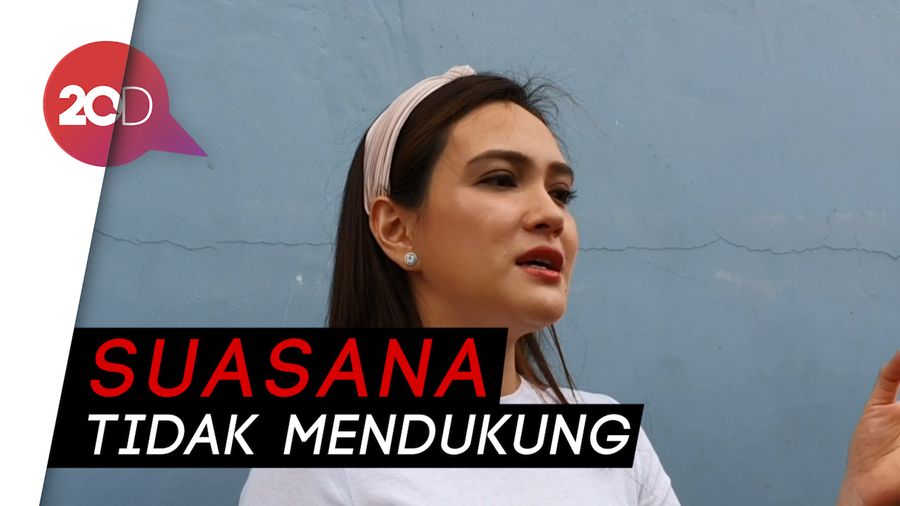 Heboh Corona, Shandy Aulia Tunda Bepergian ke Luar Negeri
