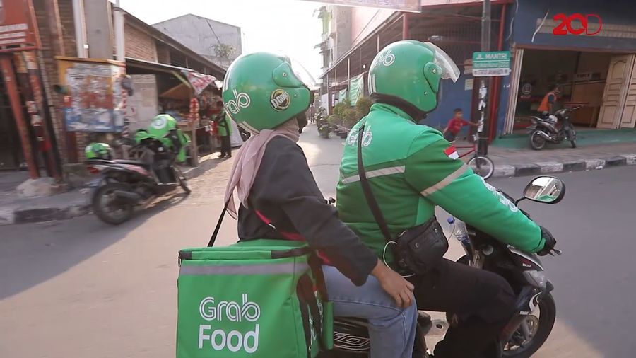 Merasakan Jadi Kurir Antar Makanan Keliling Kota Medan
