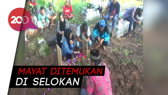 Identitas Terungkap, Perempuan Bertato Burung Hantu Dimakamkan