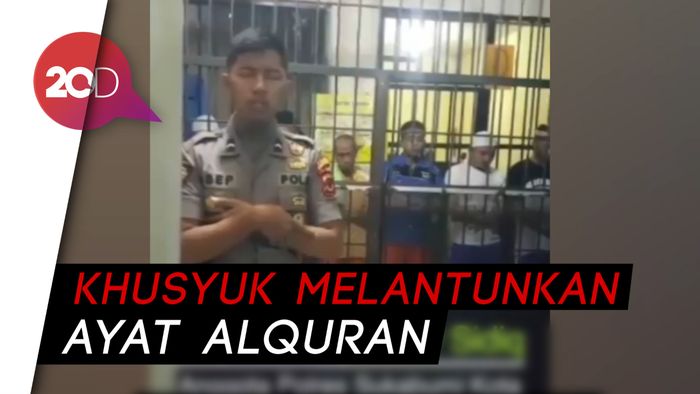 Polisi Muda Bersuara Merdu Imami Tahanan Salat