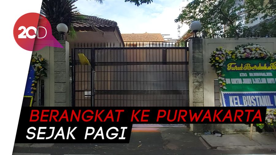 Segera Dimakamkan, Begini Suasana Rumah Duka Ibunda Baim Wong