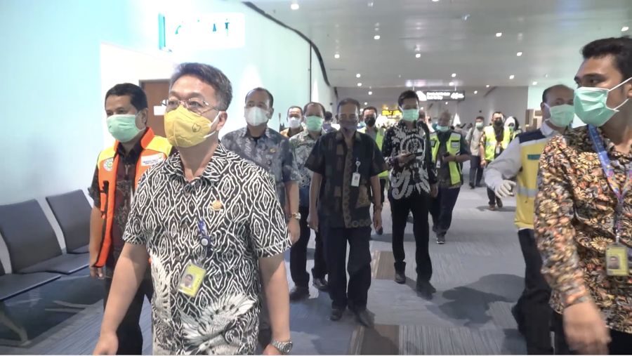 Dirjen Perhubungan Udara Monitoring SOP Pencegahan Corona di Bandara Soetta