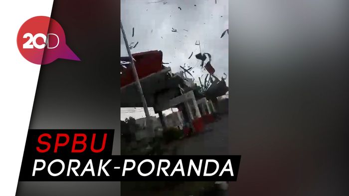 Ngeri! Detik-detik SPBU Ambarawa Porak-poranda Diterjang Angin Kencang