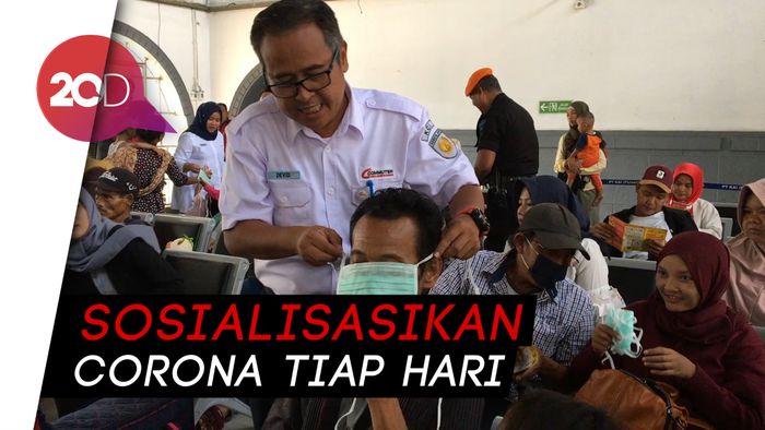 KAI Sosialisasikan Pencegahan Penyebaran Corona di Stasiun Senen
