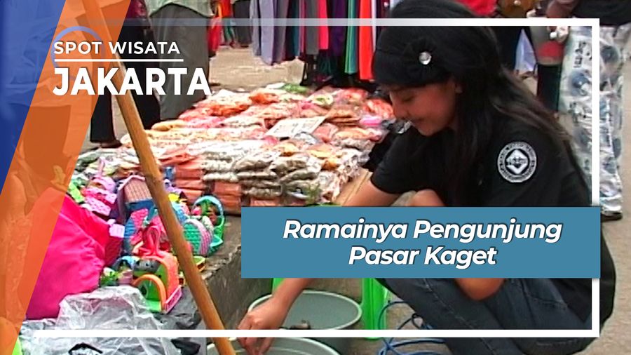 Ramainya Pengunjung Pasar Kaget, Jakarta