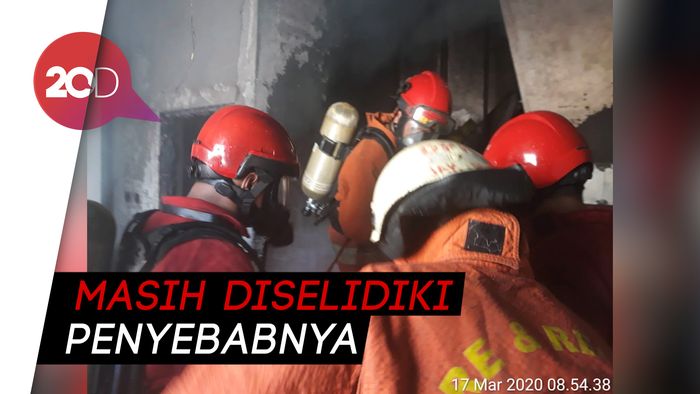 Ruko di Tanah Abang Terbakar, 11 Unit Damkar Dikerahkan