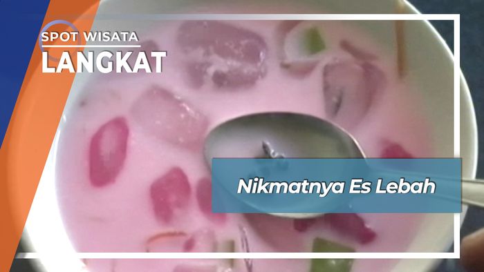 Nikmat Unik Es Lebah Hidup di Stabat Langkat