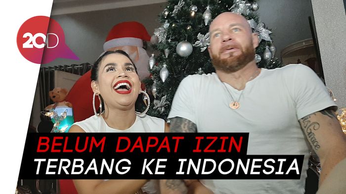 Imbas Pandemi Corona, Suami Melaney Ricardo Tak Bisa Pulang