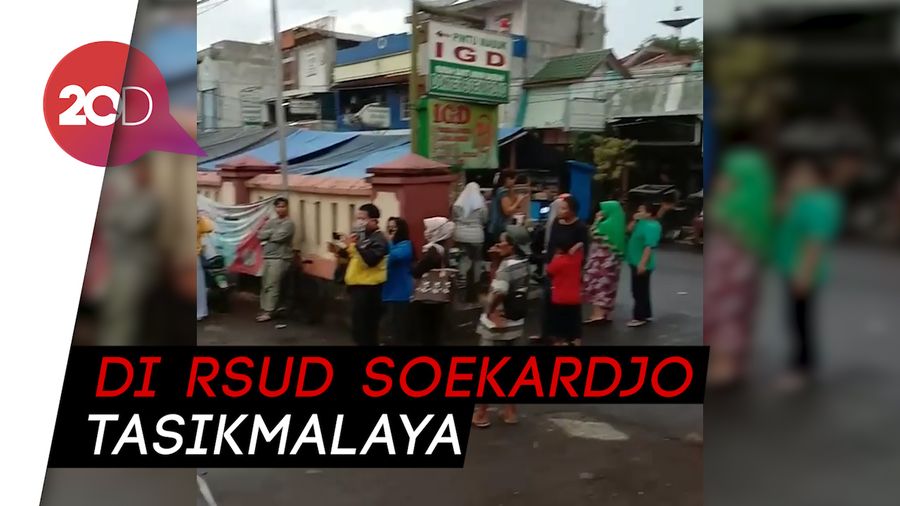 Duh! Pasien dalam Pengawasan Corona Malah Jadi Tontonan Warga