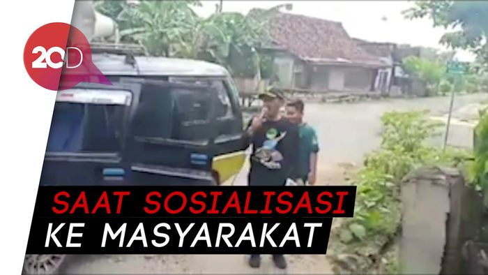 Kocaknya Aksi Pejabat Desa Salah Sebut Corona Jadi Virus Veronica